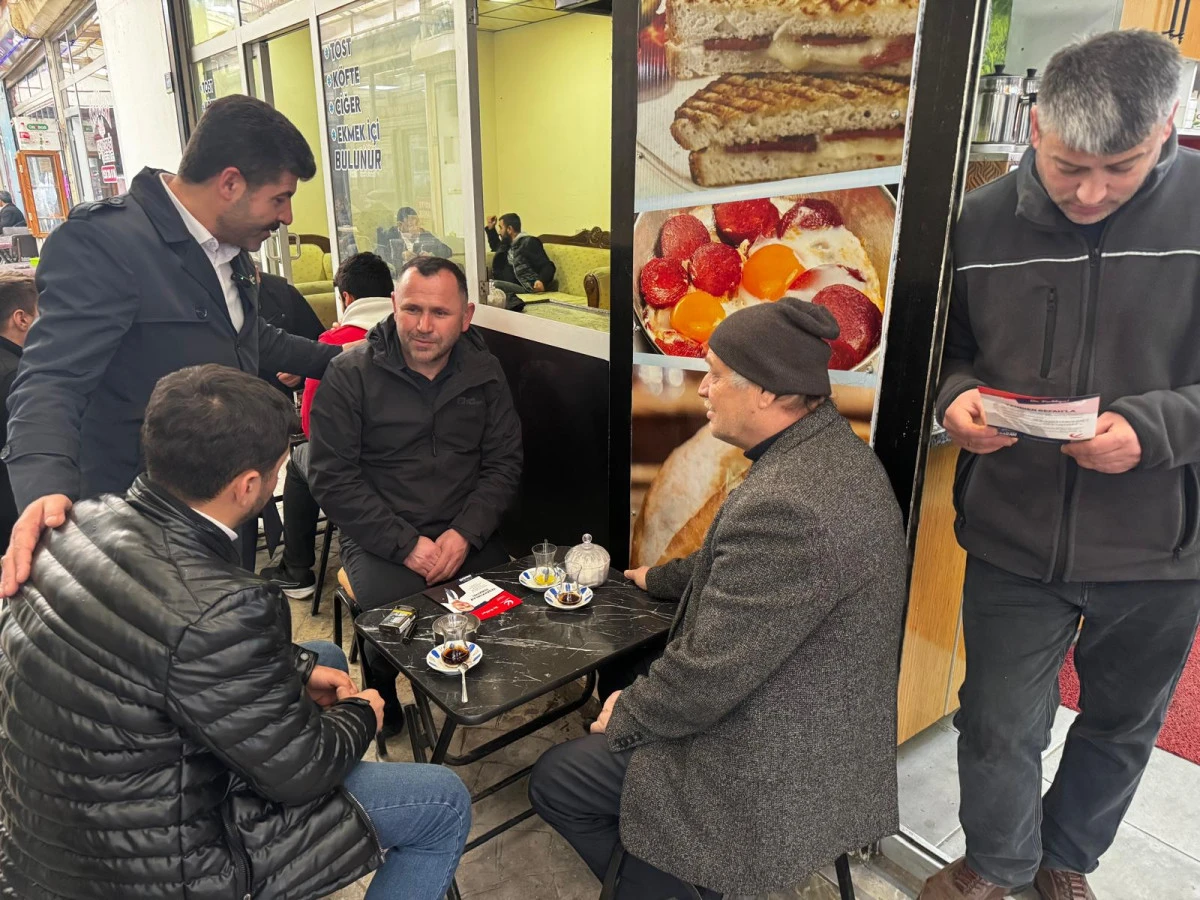 Yeniden Refah Partisi &Uuml;nye&rsquo;de Esnaf ve Vatandaş Ziyaretlerini S&uuml;rd&uuml;r&uuml;yor